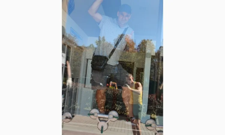 Услуги грузчиков по разгрузке и погрузке контейнеров и фур - фото № 1