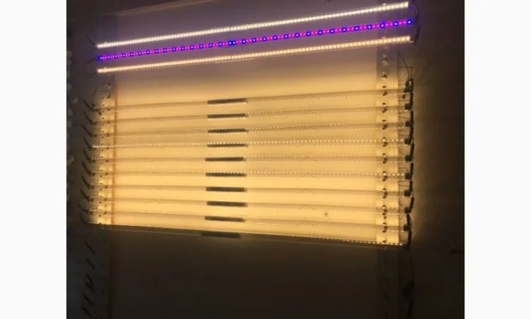 Светодиодная лампа 1200мм для сельхозпроизводства - фото № 1