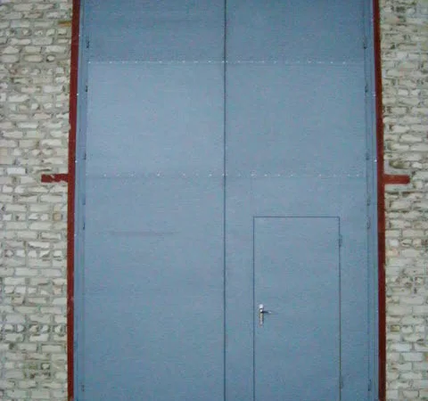 Изготовление, установка и ремонт ворот для складов, ангаров, цехов, паркингов - фото № 8