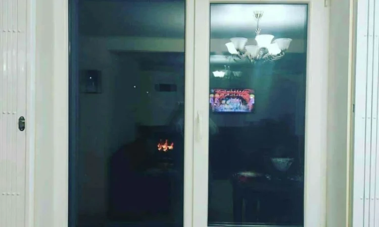 Раздвижные решётки Prof на окно с ажурным рисунком - фото № 3