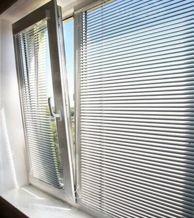 Алюминиевые жалюзи для окон и дверей - фото № 1