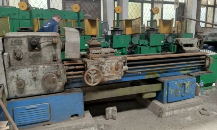 Токарні-гвинторізні верстати 1А625, 1М63, 16К20, 1М63Ф101 - фото № 6