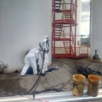 Послуги з обслуговування та ремонту нафтобаз - фото № 2