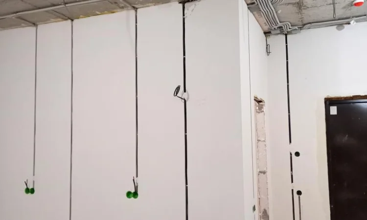 Штробление штробы без пыли Харьков. Услуги электрика - фото № 2