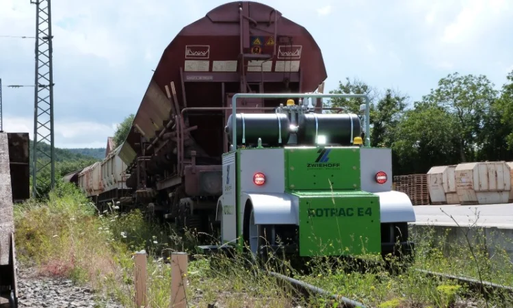 Дорожно-рельсовая техника - Rotrac E4 - фото № 3