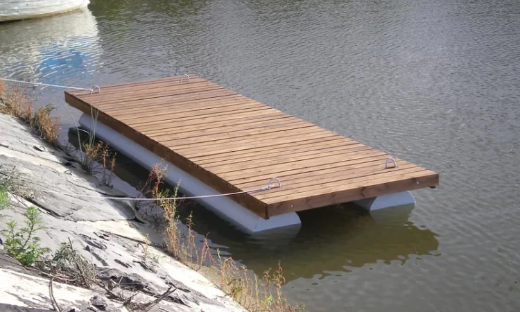 Водні понтони та причали для купання і риболовлі - фото № 1