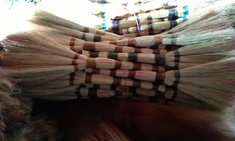 Продам веник сорго - фото № 1