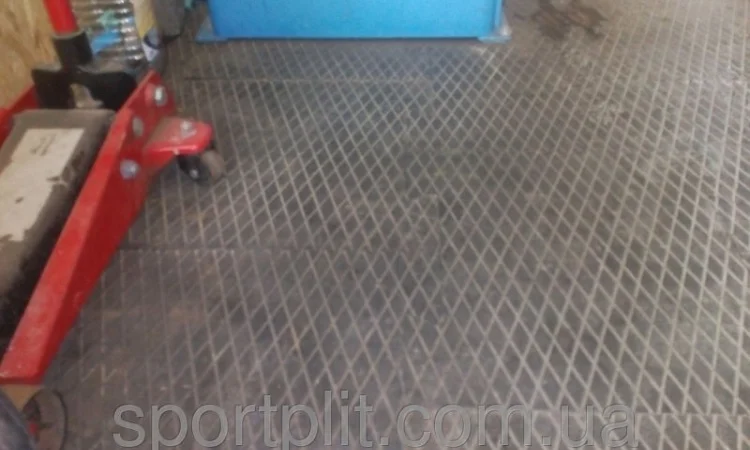 Резиновая плитка для СТО и шиномонтажа - фото № 3