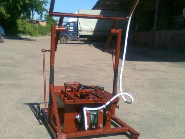 Вибростанок для производства шлакоблоков в Киевской обл - фото № 3