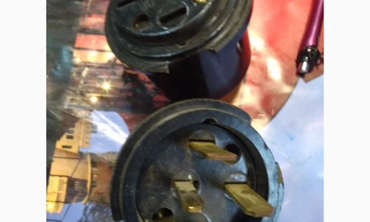 Продам штепсельні зєднання для електрокабелів - фото № 1