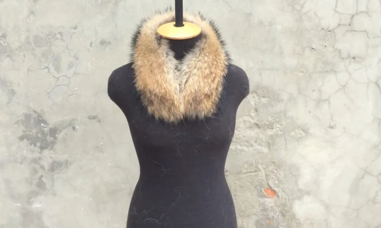 Опушка и воротники из натурального меха - фото № 7