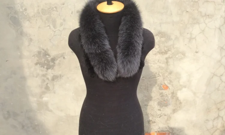 Опушка и воротники из натурального меха - фото № 10