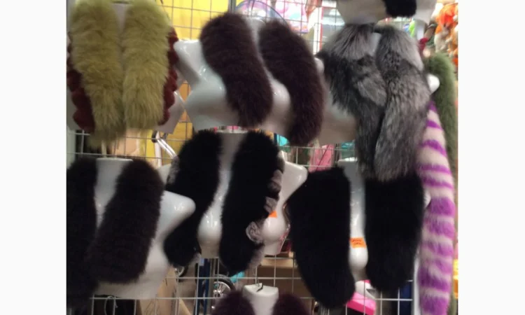 Опушка и воротники из натурального меха - фото № 3