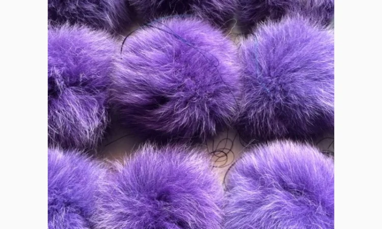 Продаются бубоны и меховые карманы - фото № 9