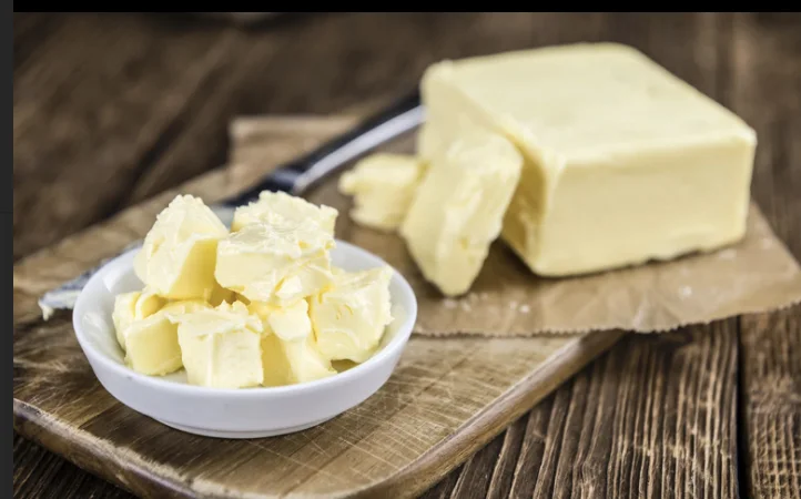 Продам кисломолочные продукты и сливочное масло ГОСТ по ценам производителя - фото № 1