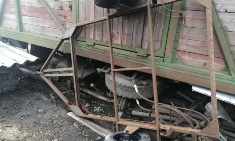 Продам діючу, здорову, пасіку 5 шт., лікувальний вулик та будиночок бджоляра на колесах - фото № 8