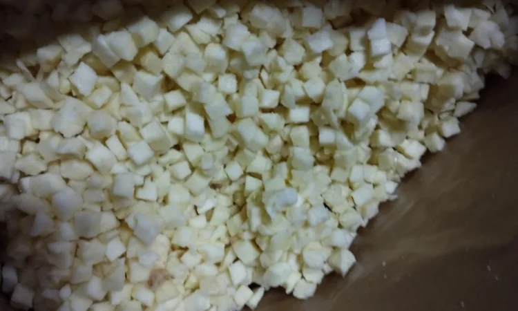 Продам заморожене яблуко кубик 10/10 без шкірки - фото № 2