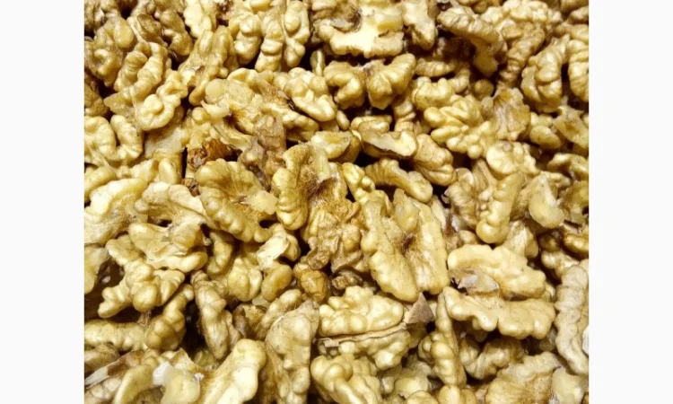 Продам ядро грецького горіха(відсів, сушка, янтарний, світлий 1/4, 1/2) - фото № 1