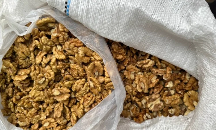 Куплю волоський горіх +1/2, 1/2, 1/4, середній - фото № 1