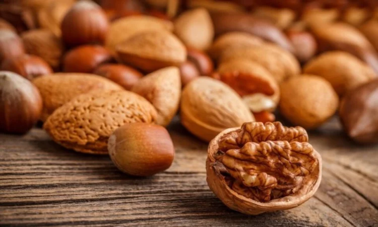 Куплю чищений горіх та цукрову квасолю - фото № 1