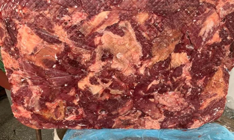 Продам ГОСТовскую без воды говядину замороженную блочную второго сорта качество экспорт - фото № 2