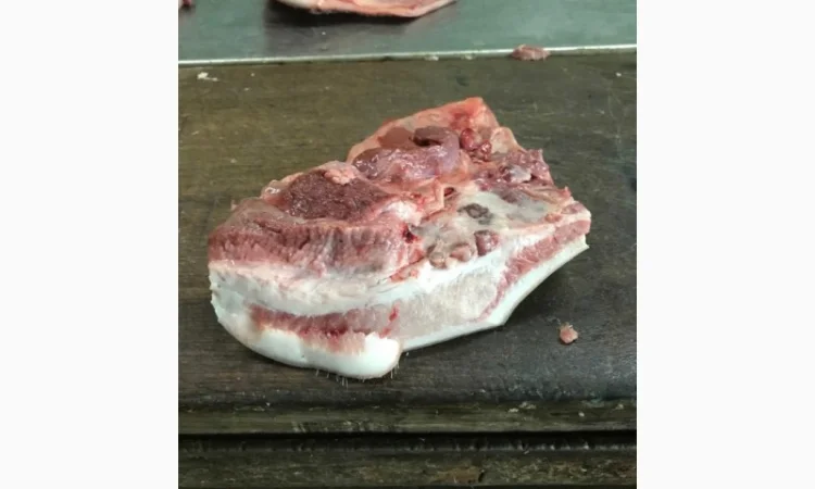 Продам свинну щоковину (баки) - фото № 1