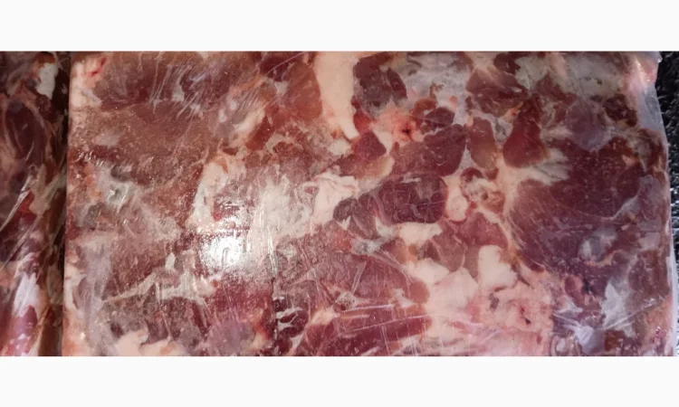 Продается полужирная свинина 80/20 - фото № 1