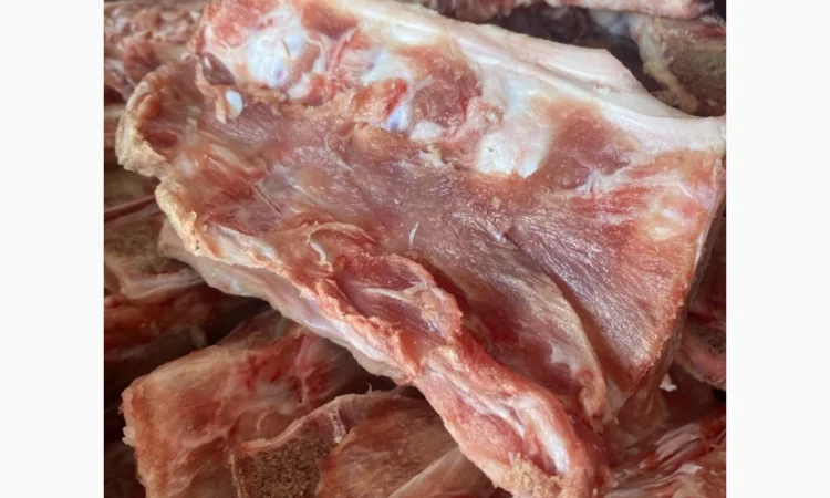 Продается замороженная мясная кость хребтовая - фото № 1