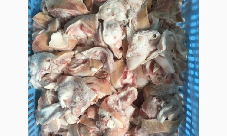 Свиняча обрізь з вух – великі об’єми, доставка можлива - фото № 1