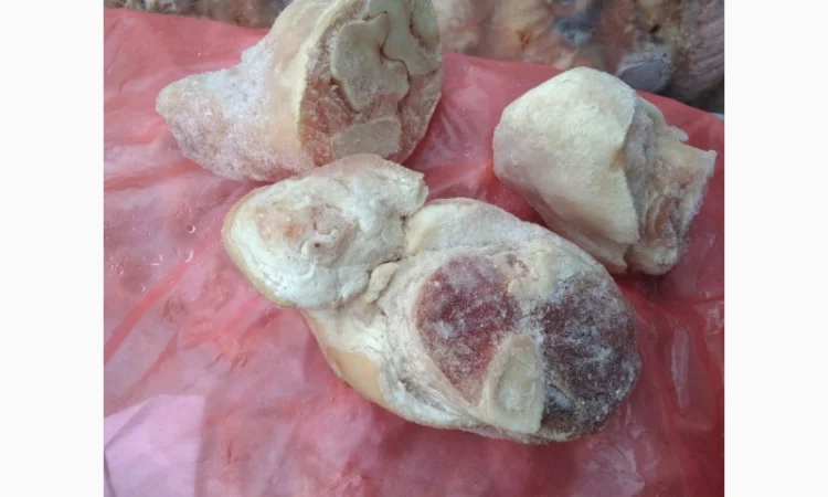 Ножки свиные резаные, шпарка — оптом со склада в Киеве - фото № 1