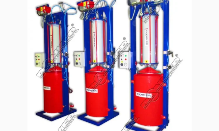 Oil press. Oil press 861 - фото № 1