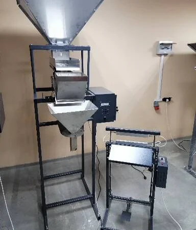 Автомат для фасовки фисташки, орешки, сухарики, семечки. Дозатор ковшевой - фото № 2