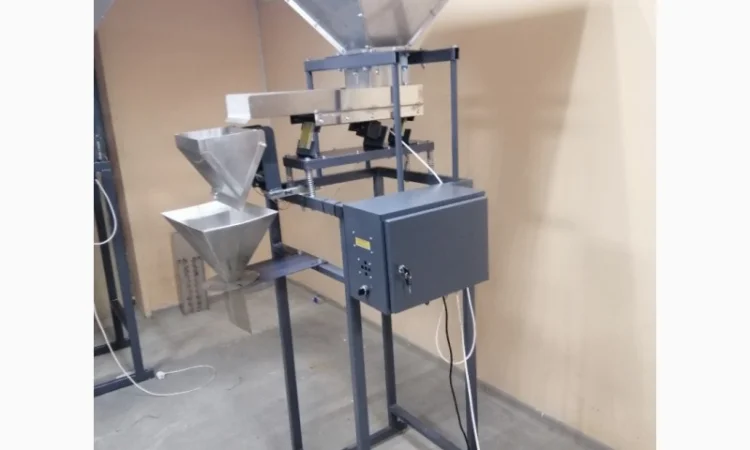 Автомат для фасовки фисташки, орешки, сухарики, семечки. Дозатор ковшевой - фото № 3