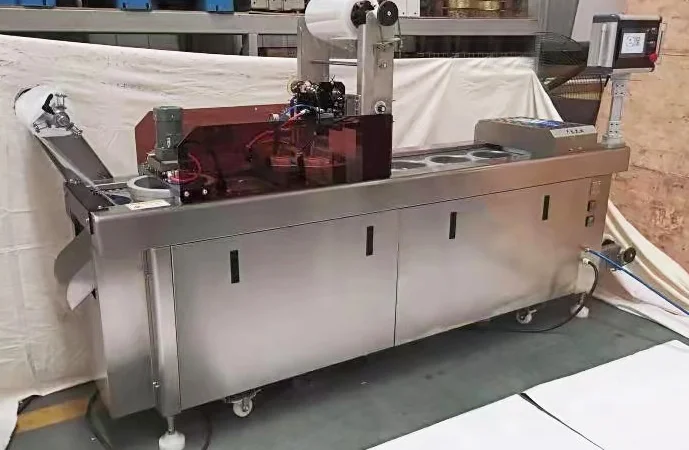 Промисловий автоматичний вакууматор STvega Vac Termoformer H460 - фото № 2