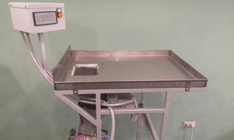 Полуавтомат упаковочный УФУ-3 модель 7.1 - фото № 2