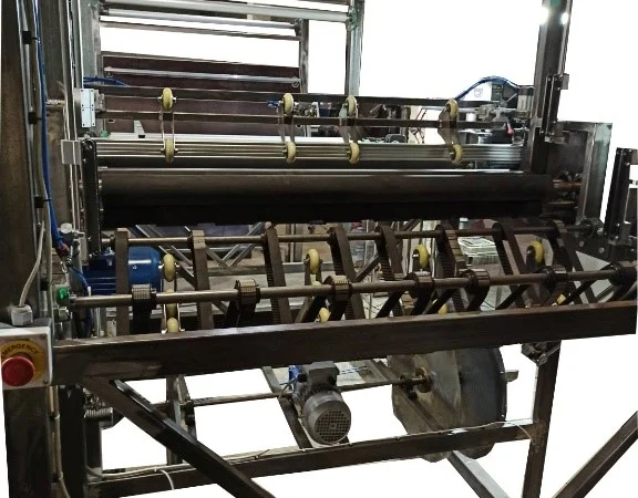 Линия для перемотки, порезки и упаковки рулонных материалов: картон, тканый п/п и других - фото № 1