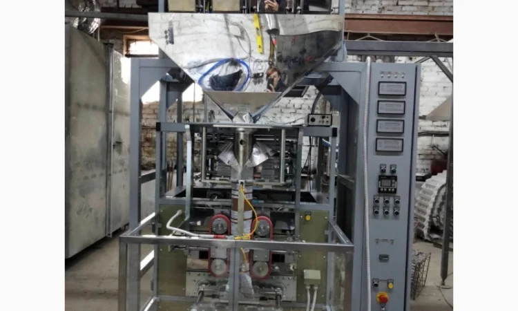 Вертикальний автоматичний фасувально-пакувальний апарат - фото № 1