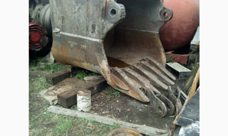 Ковш до екскаватора ЕКГ-5 - фото № 1