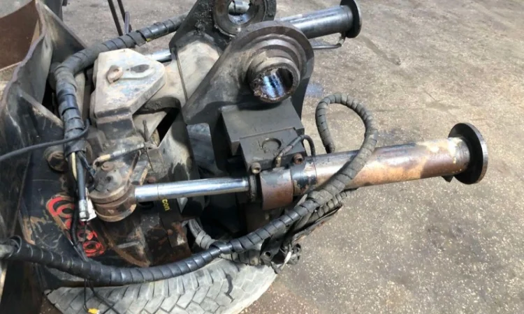 Планировочный ковш Engcon с наклонным механизмом - фото № 4