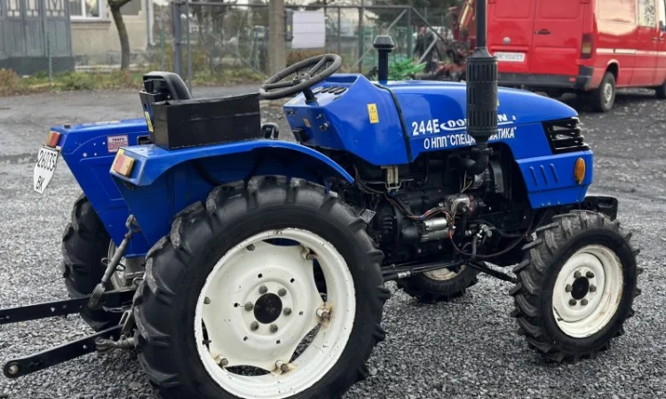 Мінітрактор Dongfeng DF-244 2012 - фото № 6