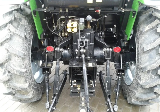 Трактор Zoomlion RK-504 с кабиной и реверсом купить - фото № 7