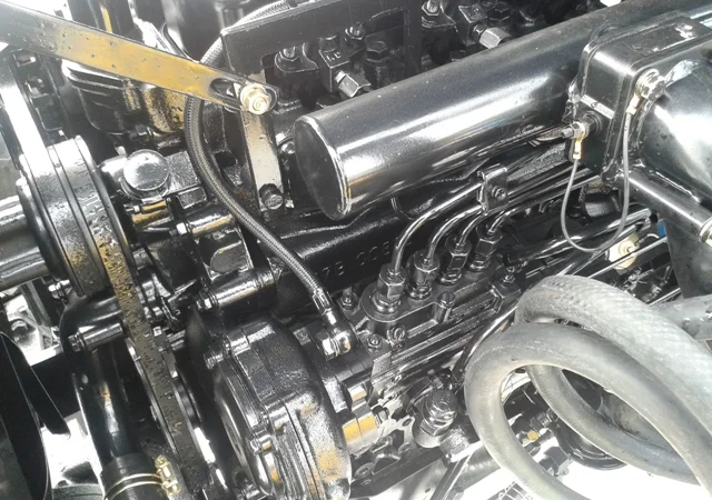 Трактор Dongfeng-404С (Донгфенг-404К) с обновленной кабиной - фото № 7