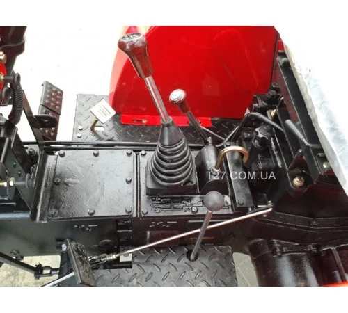 Мини-трактор Xingtai XT-244 (Синтай XT-244) с усилителем руля - фото № 9