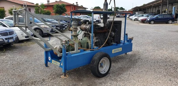 Дизельная насосная станция, мотопомпа Idrofoglia (TurboPumps) для орошения полей - фото № 2