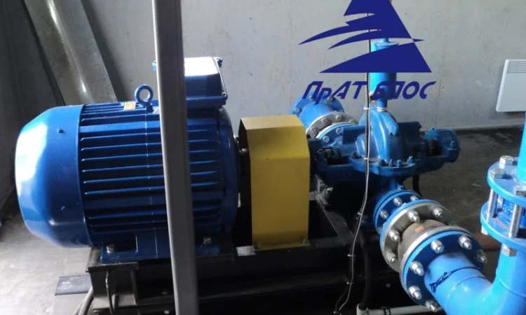 Плавающая насосная станция для подачи воды - фото № 1