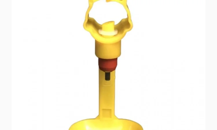 Поїлка з каплеуловлювачем для ніпельного напування птиці - фото № 1