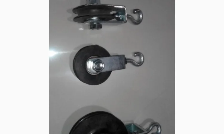 Поворотный ролик д-20 мм - фото № 1