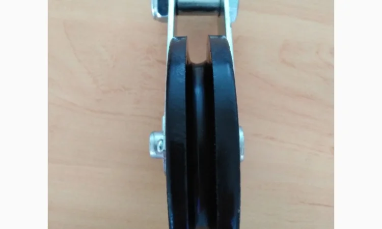 Металлический ролик д-90 мм - фото № 2