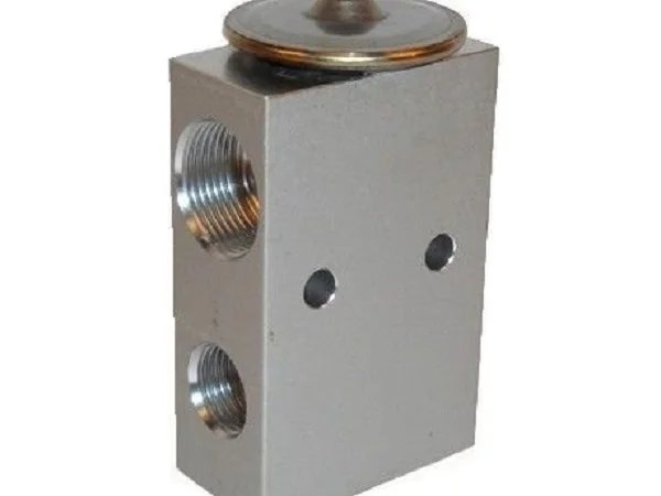 Расширительный клапан трв кондиционера (14, 5 и 20, 8мм) (17, 7 и 17.7 мм) John Deere - фото № 1