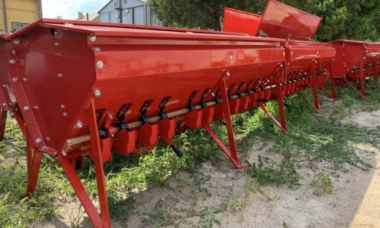 Бак СЗГ 00. 2450 зернотуковий для сівалок СЗ-3, 6 - фото № 1